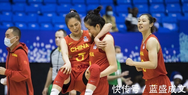 李月汝|两连胜!中国女篮提前拿到世界杯门票,李月汝21+11黄思静11+14+8!