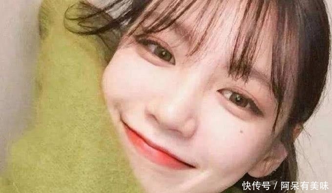 显脸|女生留这4种刘海会显脸小,八字刘海已落伍,“S型”的它最遮肉
