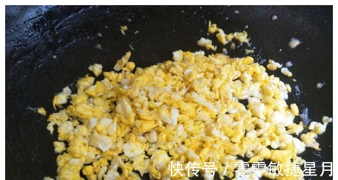 和面|入伏后，吃馅饼就选这馅，只要2元1斤，便宜美味，全家1锅不够！