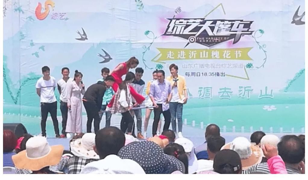 真不愧是芒果台,《快本》停播新综艺顶上,不找流量明星还接地气