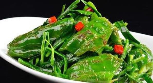 人到中年，推荐常吃3道菜，护肝解毒，增强体质，好处多多