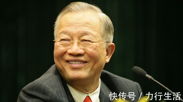 人生箴言!曾仕强教授20句受益终身的人生箴言,明白这些就会如鱼得水