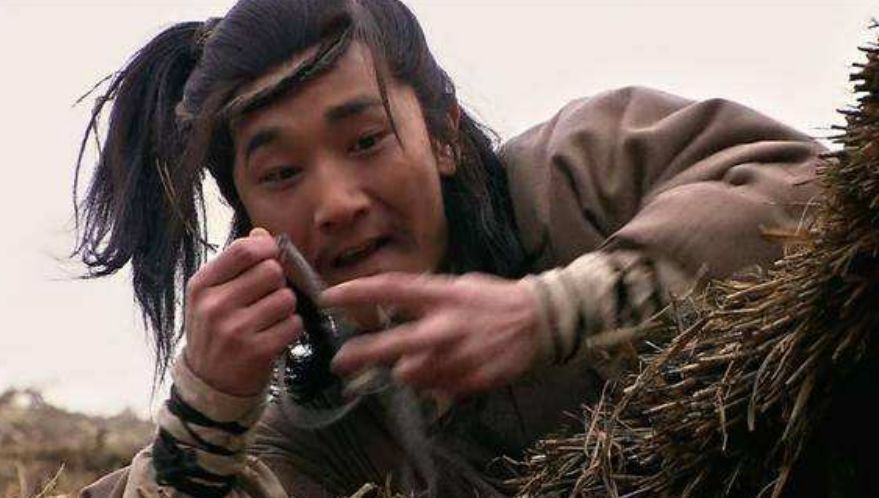 三国演义中#老祖宗的忠告:“喂狗别喂饱”是什么意思?其实后半句才是重点