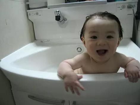 水龙头|太牛了!日本卫生间的8大逆天设计,看完嫌弃自家卫生间