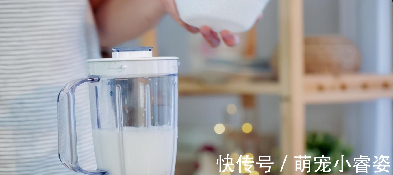 燕麦|牛奶和它是天生一对，隔3天吃一次，小脸红润水灵，像剥壳的鸡蛋