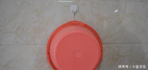 卫生间|卫生间放2根尼龙扎带，真是厉害了，一年能省不少钱，涨知识了