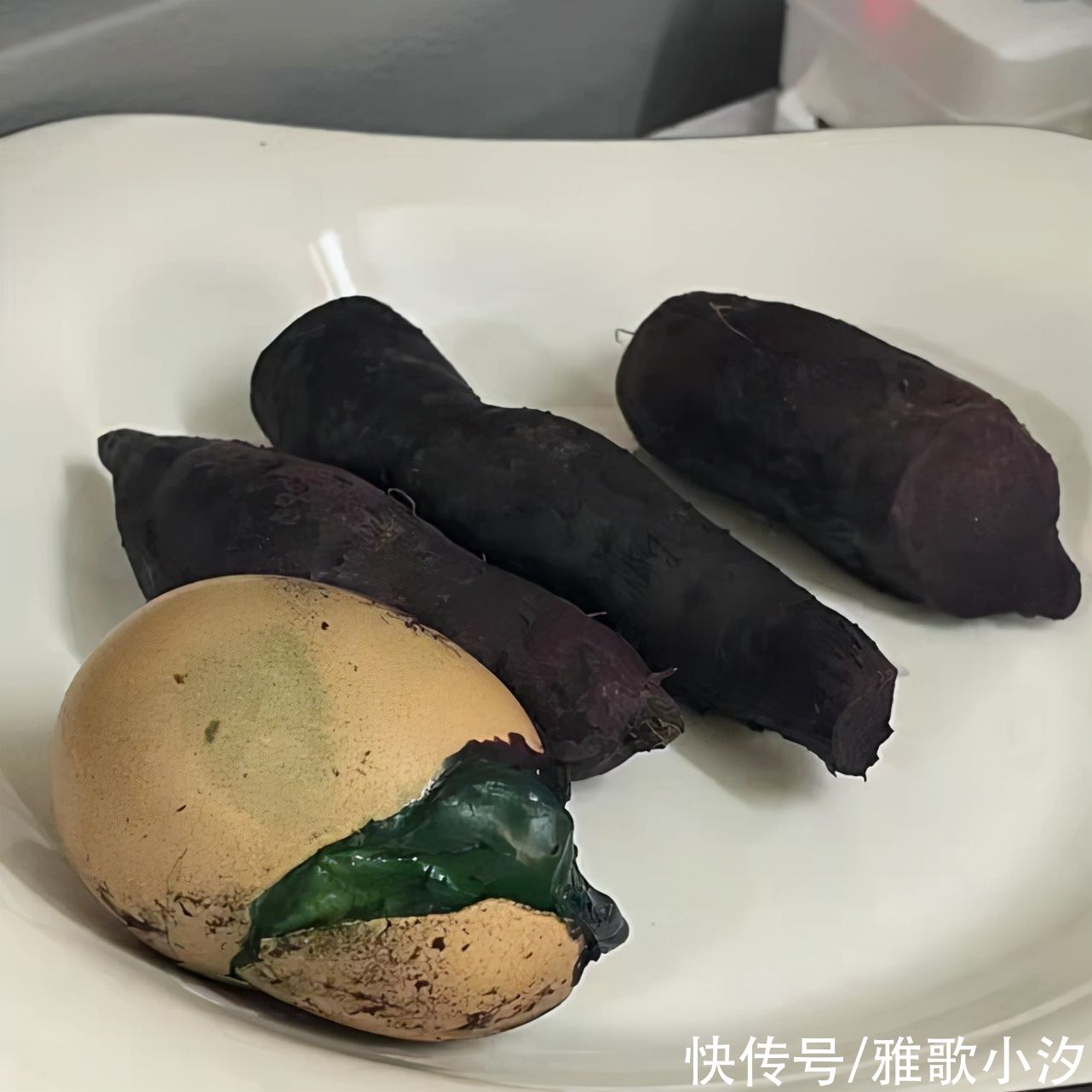 不要把鸡蛋和紫薯一起煮,不然,你会忍不住笑的