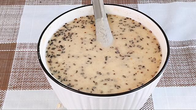 早餐不用再起早了,教你玉米面好吃做法,做一次可以吃一个月