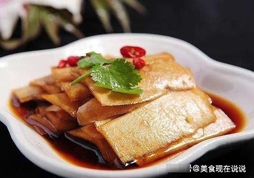 腌萝卜皮时，先腌还是先晒？很多人都做错了，难怪吃起来不脆