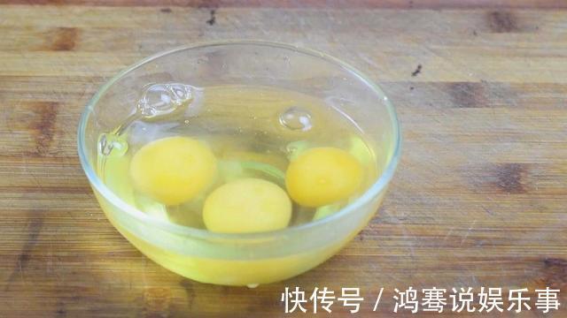 青辣椒|2个杏鲍菇,3个鸡蛋,简单一做,我家一周吃6次,每次都不够吃