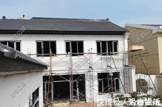 发朋友圈|刘女士用重钢结构打造中式农村小院,工人师傅纷纷拍照发朋友圈!