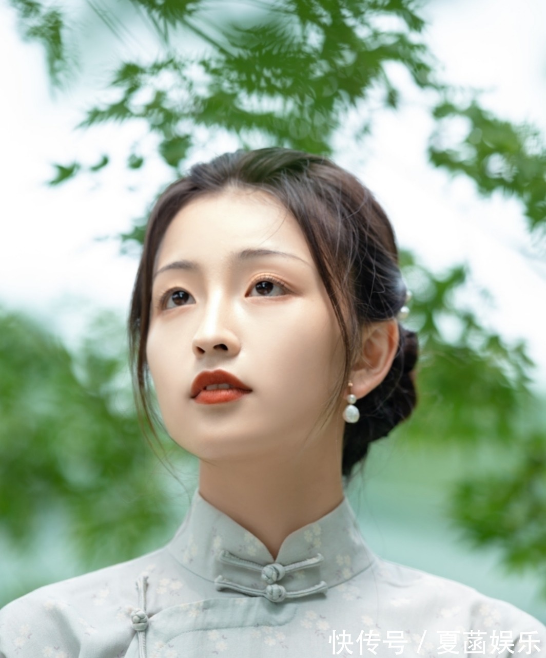 七律&诗·十首丨乡愁缕缕方才罢,醉步浮浮梦里归