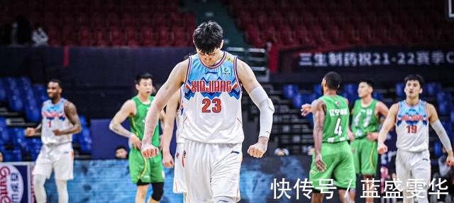 三巨头|谢谢阿的江、谢谢“三巨头”!新疆男篮狂胜领头羊辽宁男篮!