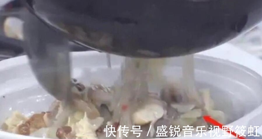 滤镜|后期老师手滑关美颜，看清林大厨失去滤镜下的美食，网友：白给都不吃