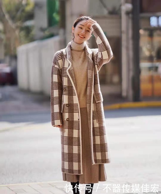 不管穿大衣还是羽绒服,都要注意“裤装”的选择,达人都在这样穿