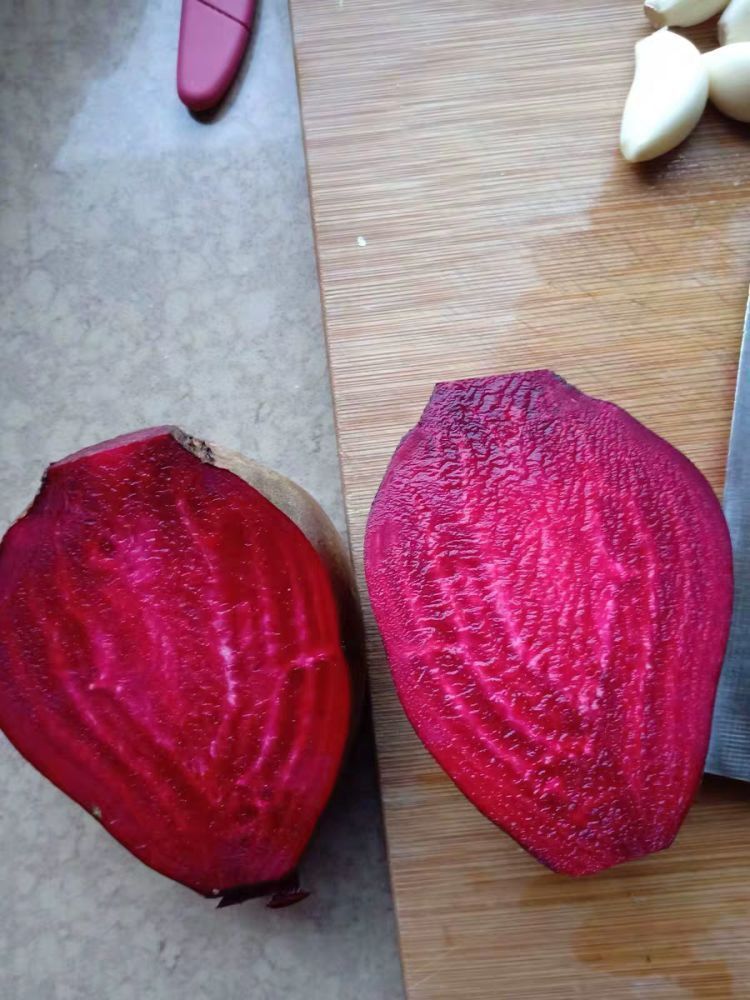 阿胶|建议大家碰到一菜买20斤，称为“穷人的阿胶”，隔三差五吃