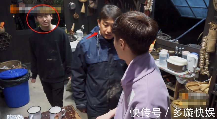 《向往5》张艺兴不爱干净又浪费，黄磊立马黑脸，何炅帮忙解围