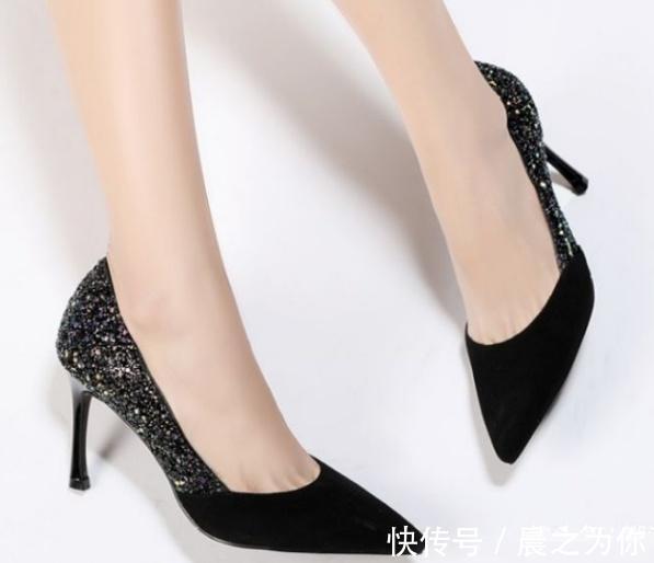 高跟鞋 细跟鞋带来的时尚感,犹如耀眼的光芒在足尖绽放!