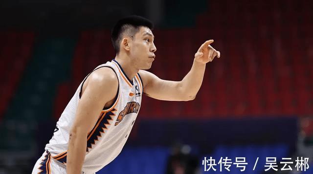 助攻|上海男篮完成重要交易!CBA明星后卫投奔李春江,率队冲击总冠军