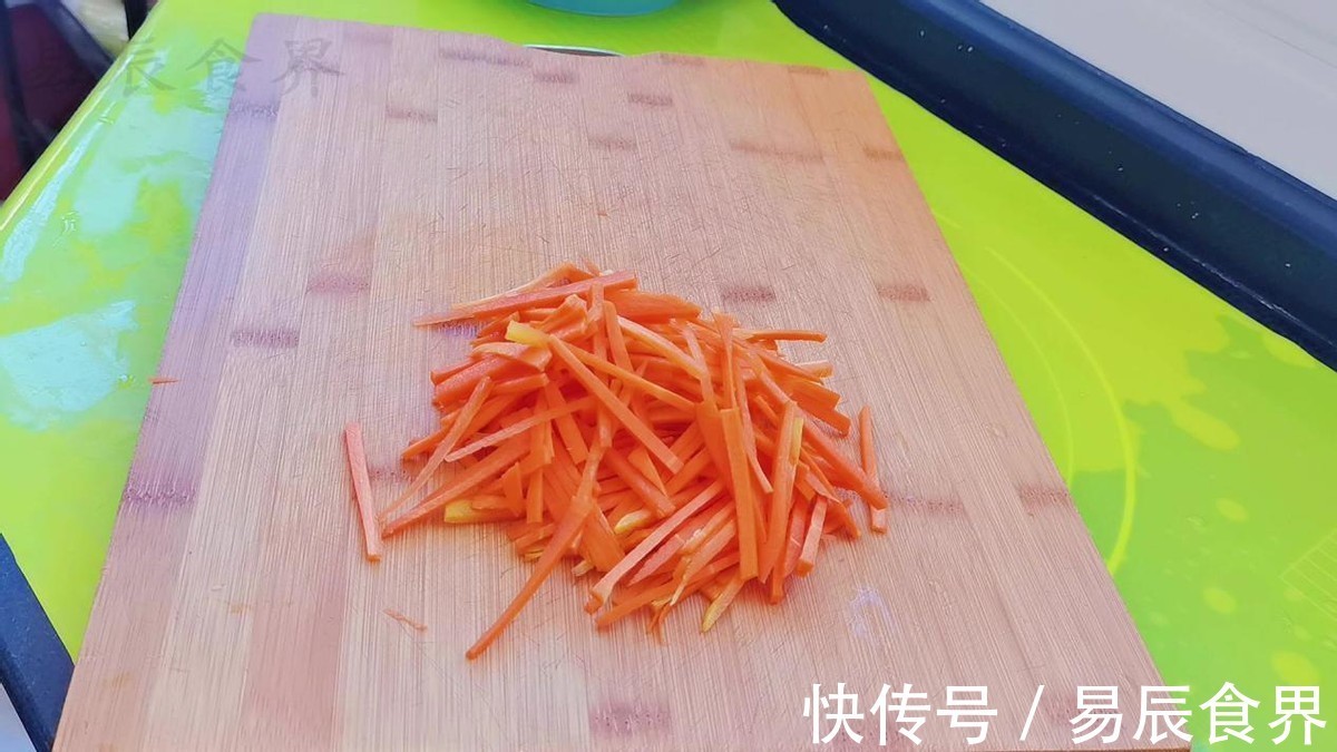 一日三餐|包菜搭配细粉丝，简直是绝配，口感细腻滑口，有点香