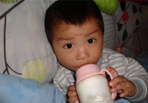 淮菇|小孩缺锌,有4个显著病症想藏都遮不住,就怕宝妈妈们不当一回事