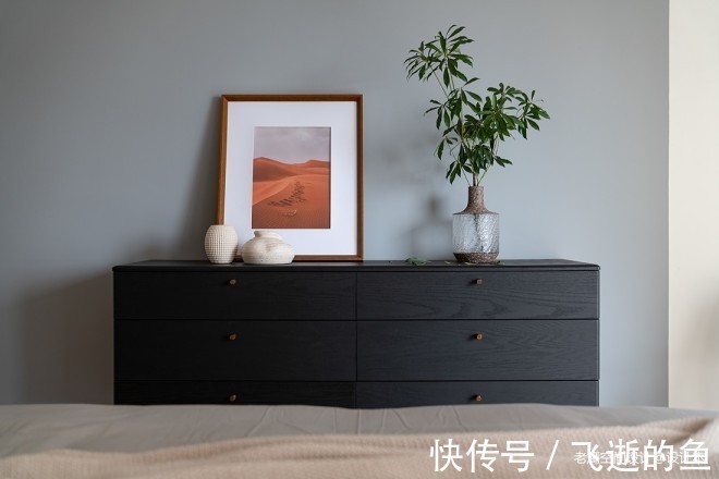 长虹玻璃|少即是多，130㎡现代四居岂止于大？