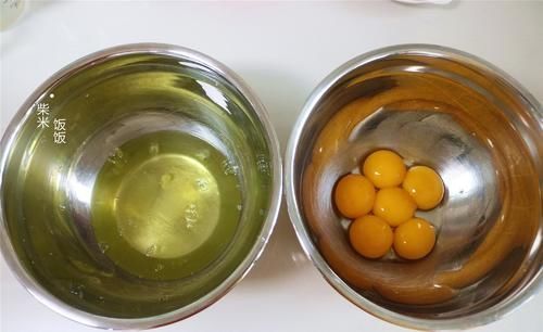 孩子要吃蛋糕，我用6个鸡蛋做一盘，香软可口，比买的好吃