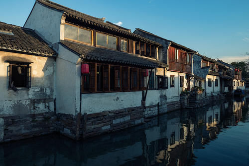 老年|江苏昆山：看了无锡的江阴才知，贵为百强县榜眼，烦恼一点也不少