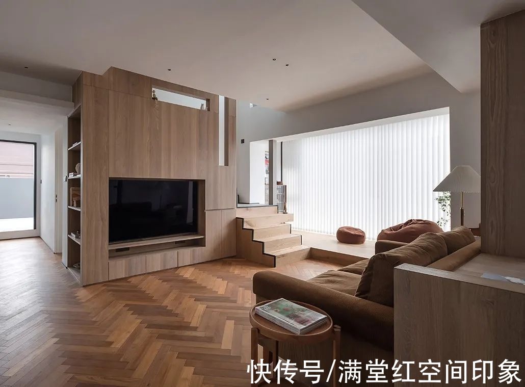 单色系|如何打造高级住宅？懂了这些装修技巧，住所高级又时尚