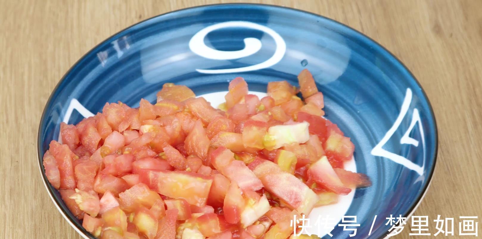 番茄丁|2黄瓜＋2西红柿，简单小炒，好吃到停不下来