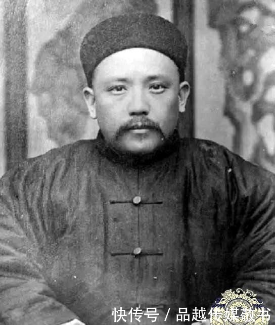 身穿|一组袁世凯罕见老照片:图三身穿盔甲手拿宝剑,图九是称帝前祭天