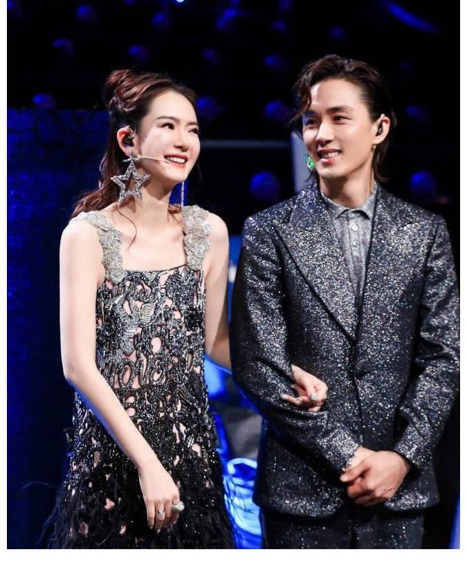 觀眾有福了！戚薇將出席《哥哥》成團夜，彌補觀眾五公的遺憾