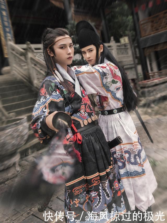 飞鱼服|最近流行一种汉服,近看很帅,远看却像垃圾袋,网友邪剑仙