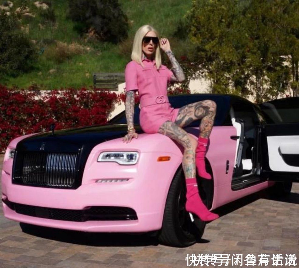 jeffree|国外美妆博主才是真的壕!爱马仕包包当伴手礼,香奈儿随便切着玩