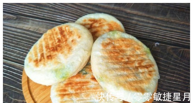 和面|入伏后,吃馅饼就选这馅,只要2元1斤,便宜美味,全家1锅不够!
