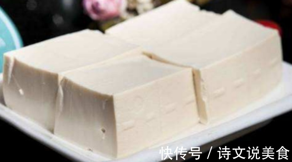 想要补钙,豆腐是首选!1块豆腐,4个鸡蛋,上档次的新做法!