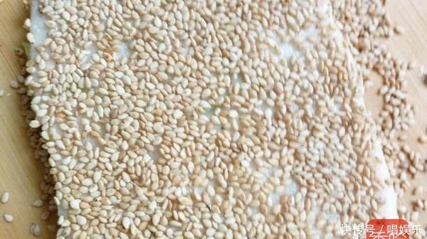 烧饼也能自己做,和面很关键,面软油酥香比买的还好吃