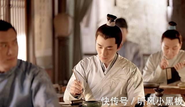 鬼怪@《聊斋志异》:大胆秀才独宿空宅,“藏”了一个金杯,后来如何?