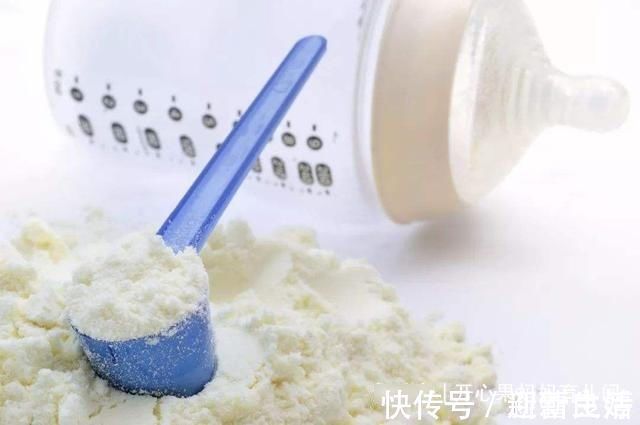 宝宝|还在用温水冲奶粉?错误的温度可能会伤到宝宝,家长们赶紧纠正