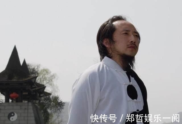 青城|何道君:中国硬气功第一人,曾约战泰森,参加比武招亲娶得娇妻