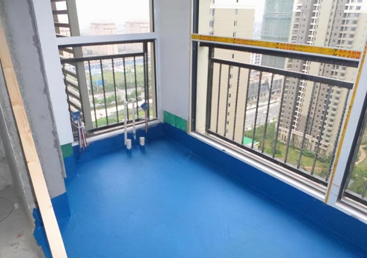 隐私性|为什么越来越多人将客厅与阳台打通？入住2年说实话，居住太幸福