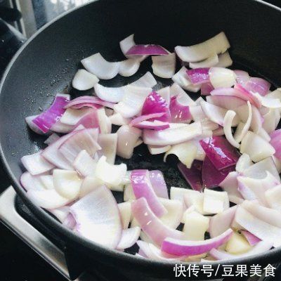 吃光|今天我吃光5碗饭的秘诀是咖喱饭...