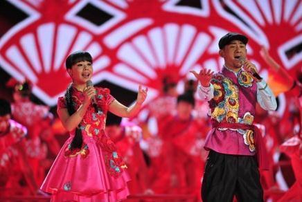 2007年,《星光大道》王二妮風(fēng)光無限,嫁人回農(nóng)村后因何發(fā)文抱怨