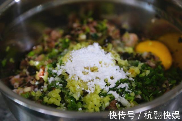 饺子馅独爱它，清热解毒，延年益寿，鲜嫩多汁，一口气能吃两盘