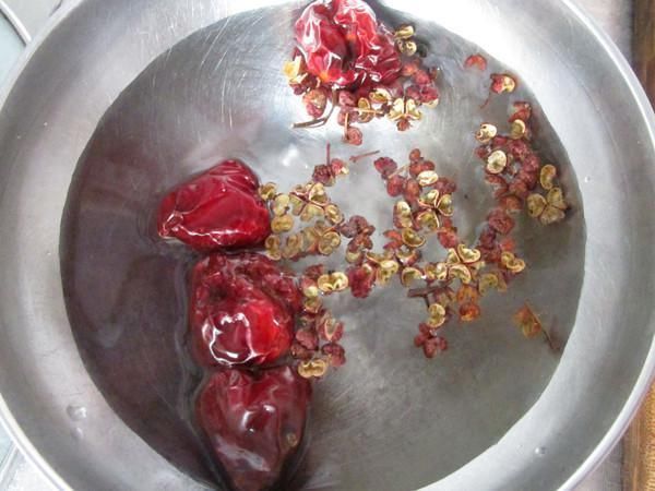 蔬菜中“补铁王”被发现,铁是菠菜6倍,女性常吃,补血又护眼