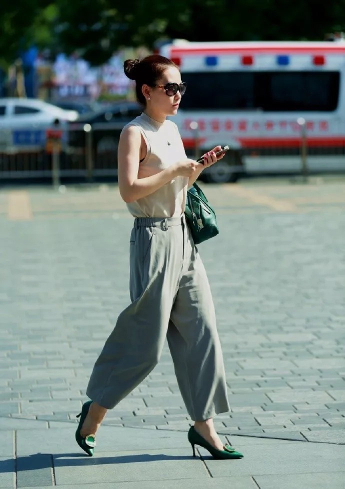 高跟鞋魅力穿搭，成熟又不失性感