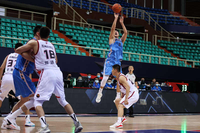 翟晓川|漫评CBA：磨合为先 北京首钢最后3分钟收下比赛