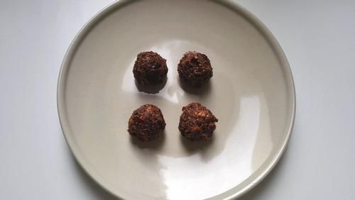 香甜酥脆的玫瑰花饼，吃一口唇齿留香，学会在家中就能制作