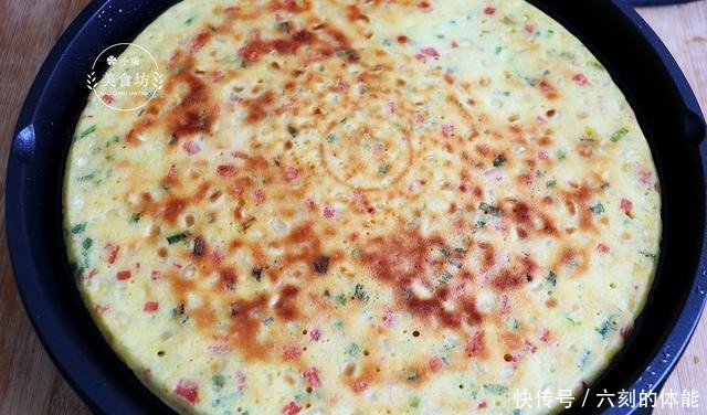 我家玉米从不煮着吃,加3个鸡蛋,不用蒸不用炒,出锅孩子抢着吃