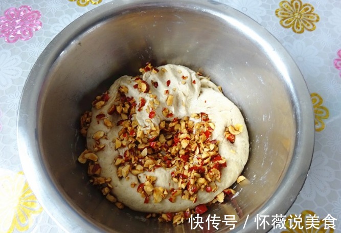 自从学会做这样的馒头，孩子隔三差五点名要，暄软甜润，真好吃